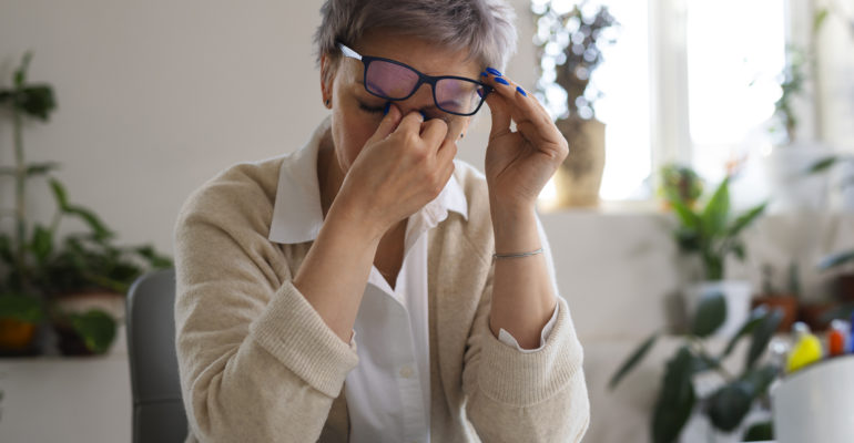 Síndrome do olho seco: o que é, como diagnosticar e tratar essa condição